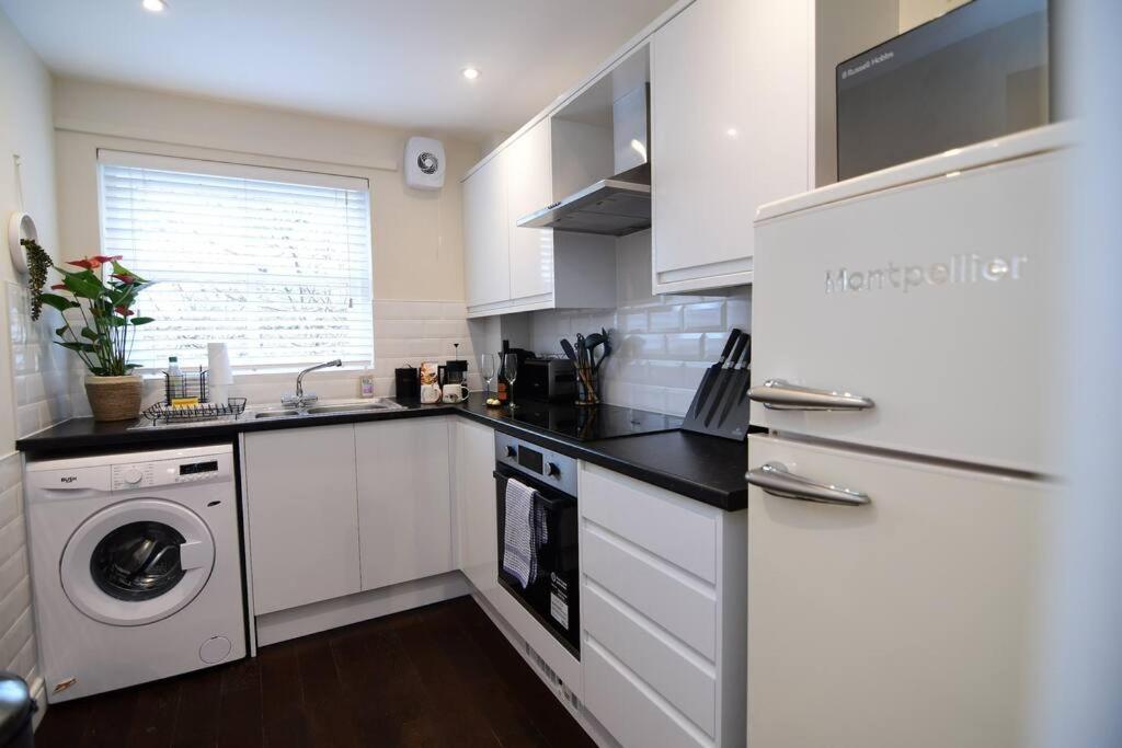 Loveyork Priory Apartment - Central With Parking Экстерьер фото