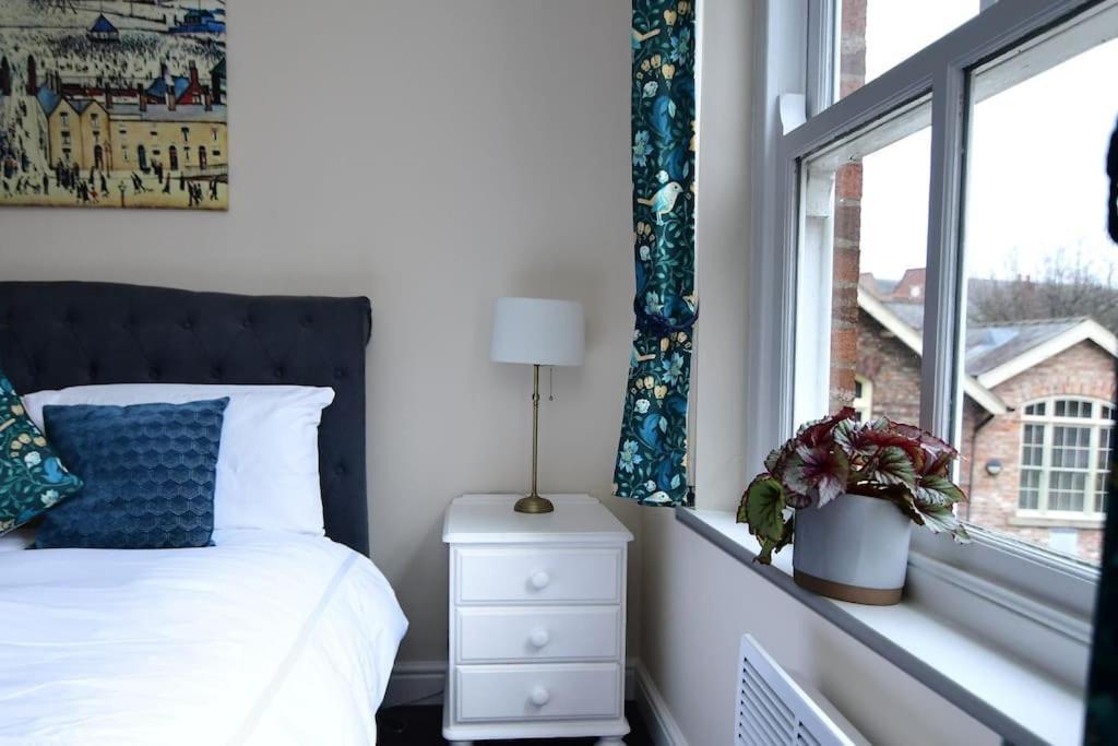 Loveyork Priory Apartment - Central With Parking Экстерьер фото